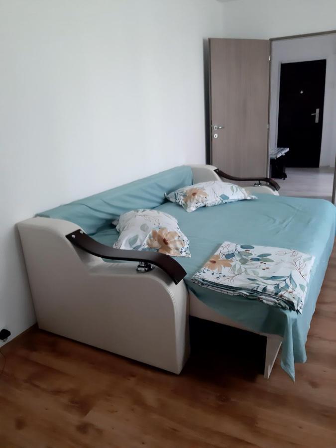 Apartament Laura Orşova Exterior foto